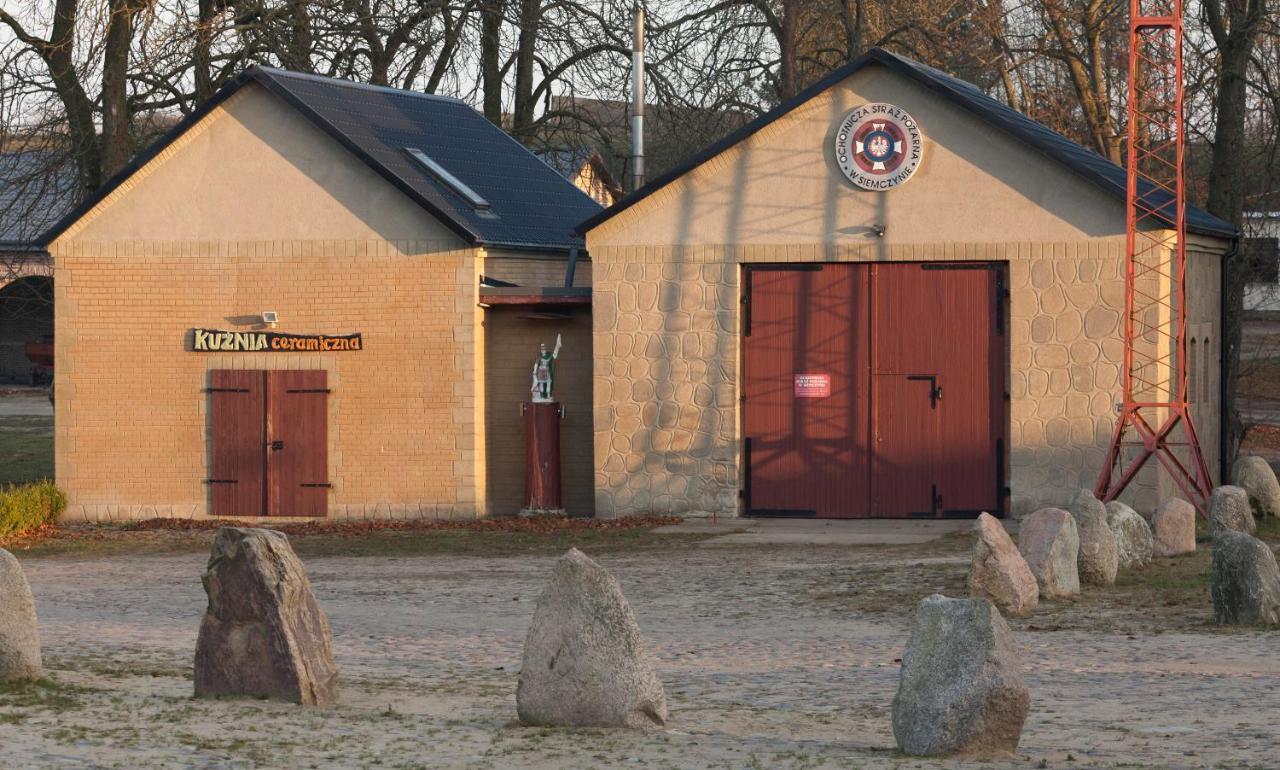 Palac Siemczyno Exterior foto